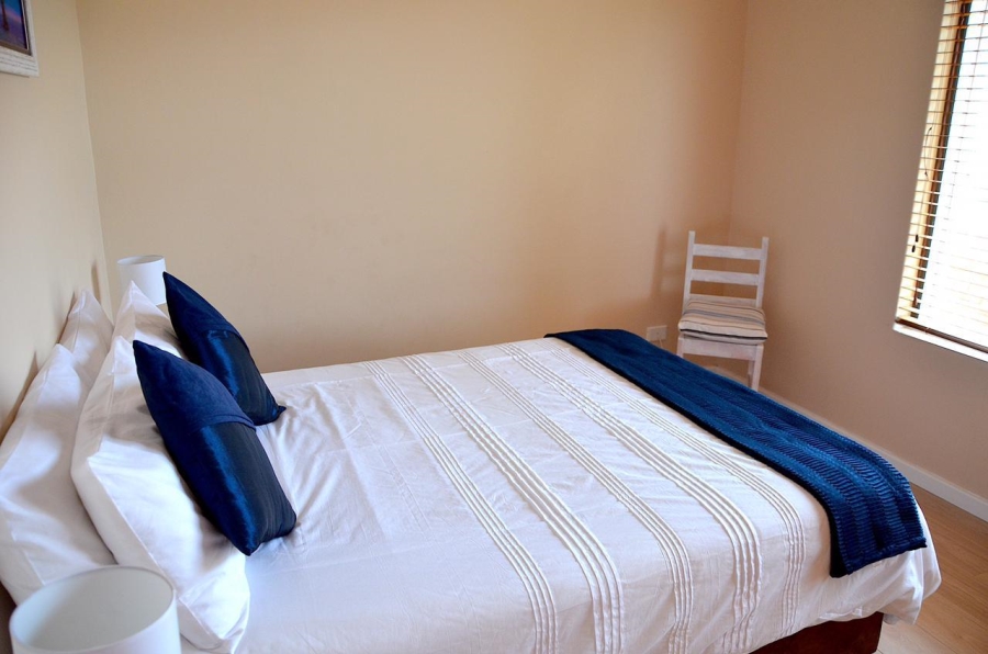 6 Bedroom Property for Sale in Hartenbos Central Western Cape